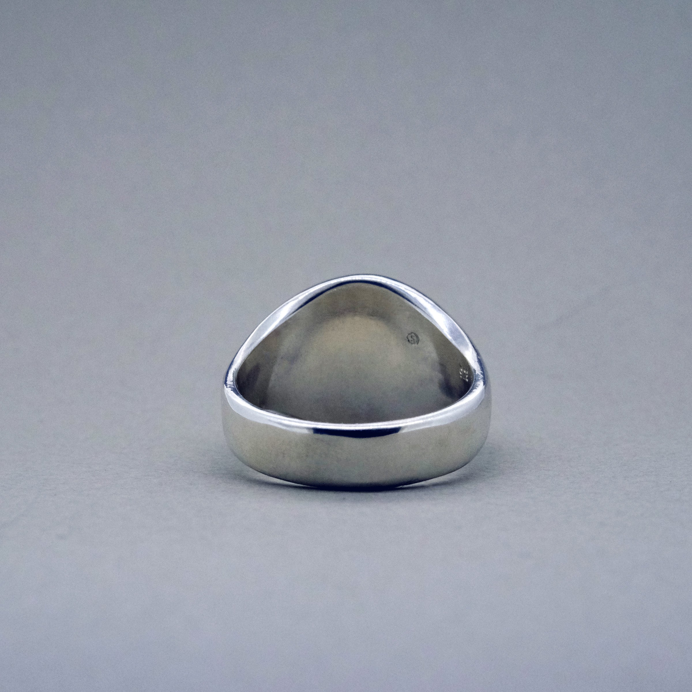 イニシャル・シグネットリング 07