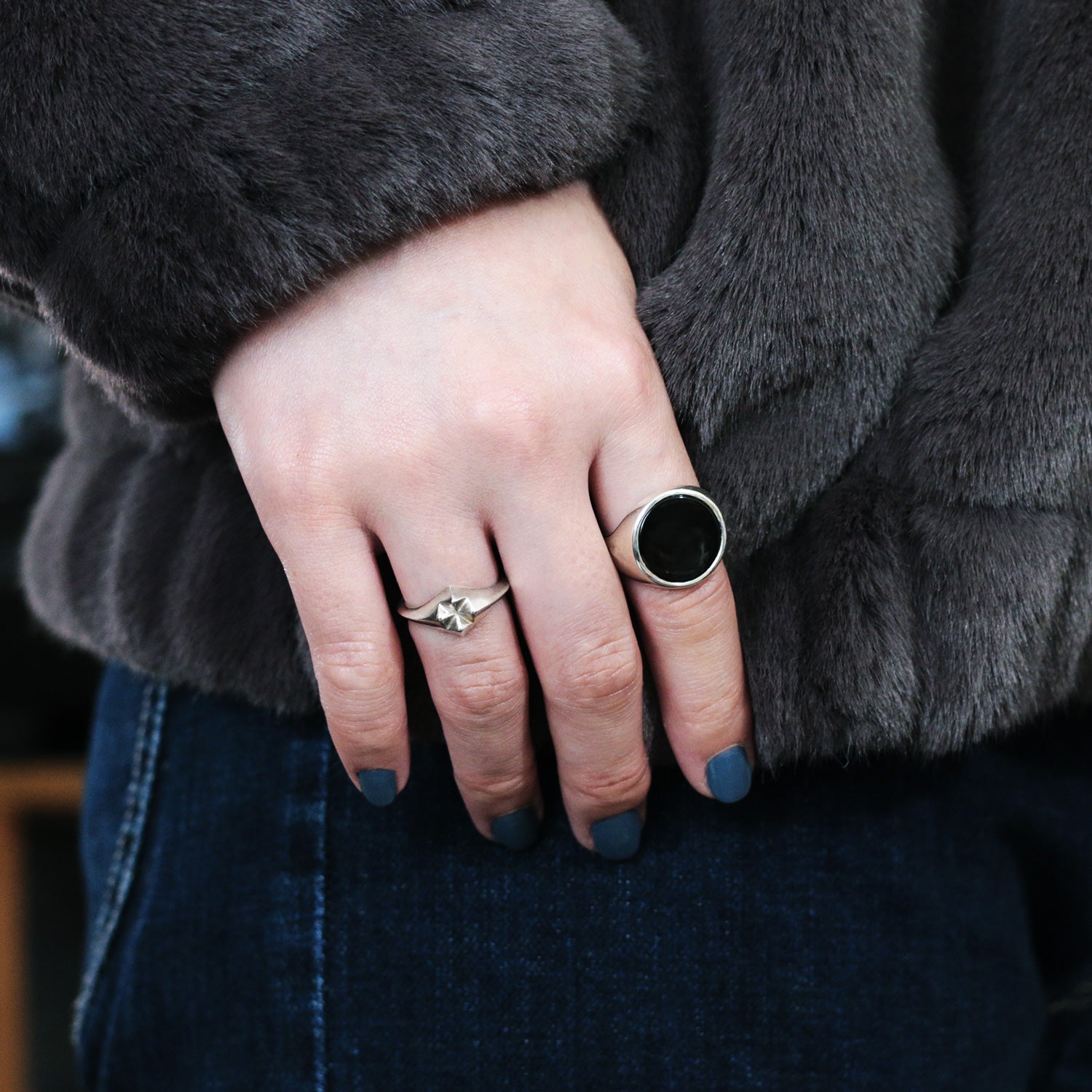 Black Onyx Cabochon Signet Ring
