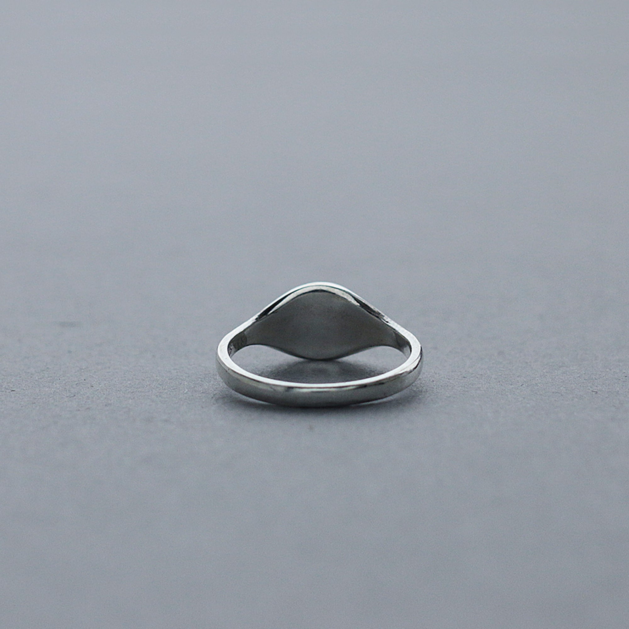 Slim Signet Ring
