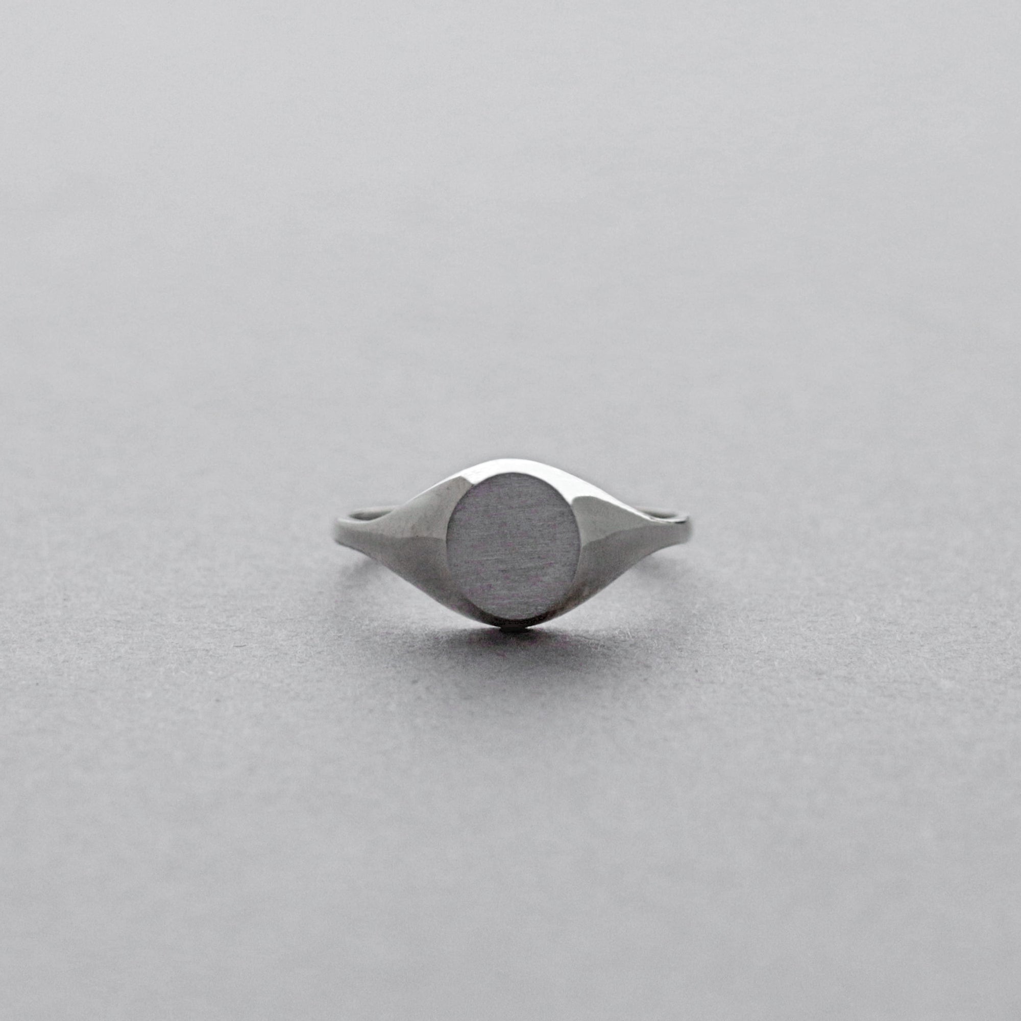 Slim Oval Signet Ring