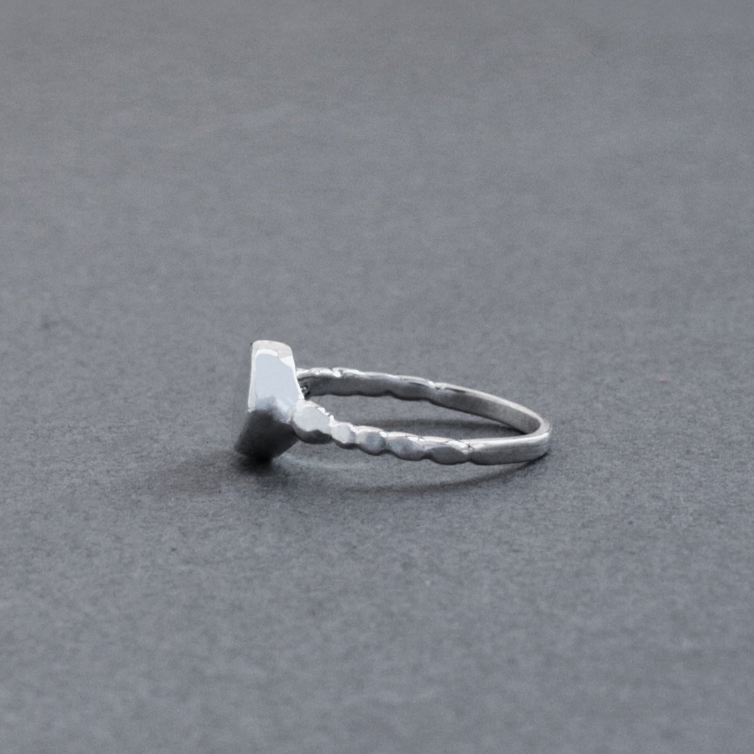 Maru Ring
