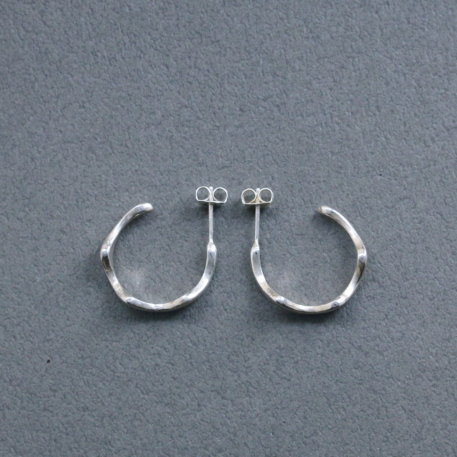 ウェーブ ピアス | Wave earrings