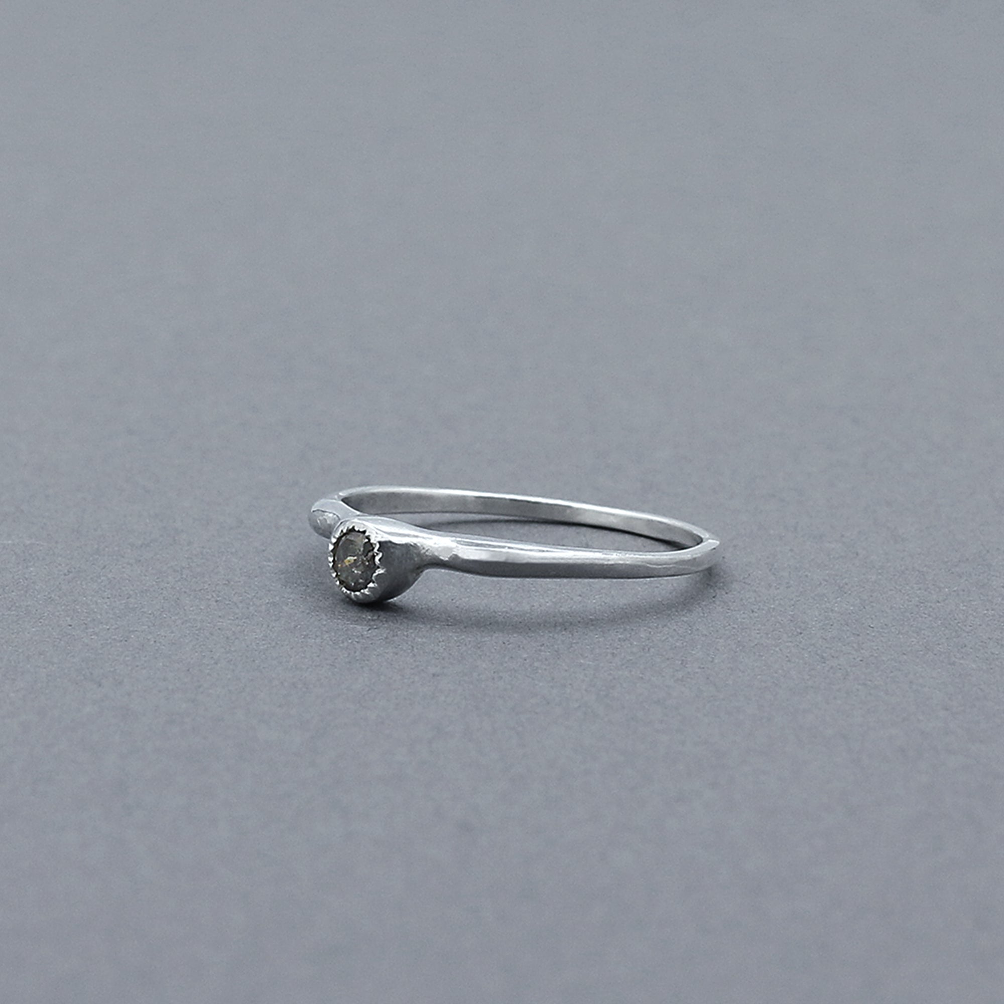 Curvy Stone Ring | Curvy Stone Ring