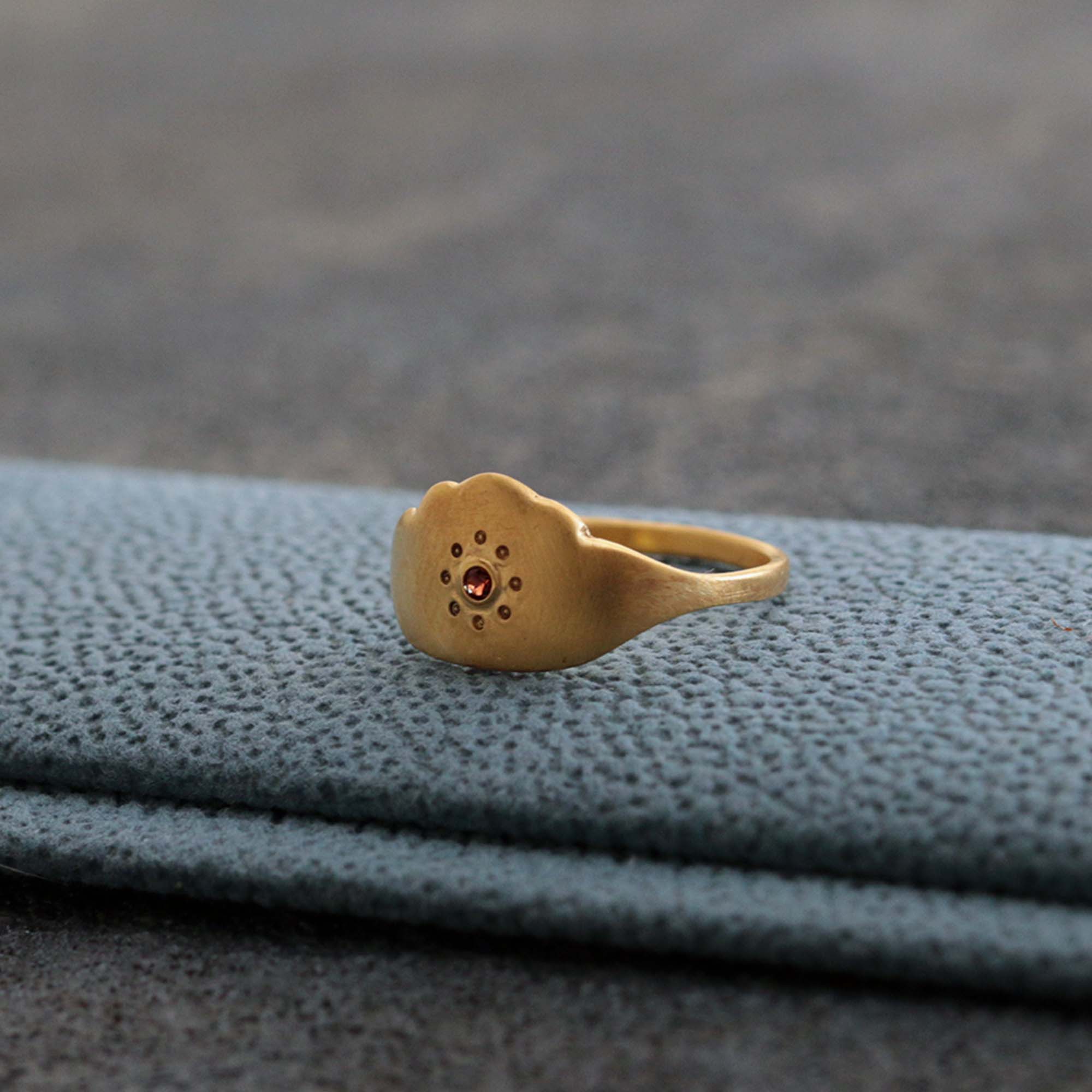 Cloud Ring #11 - Matte Finish / Garnet / 18K Plating