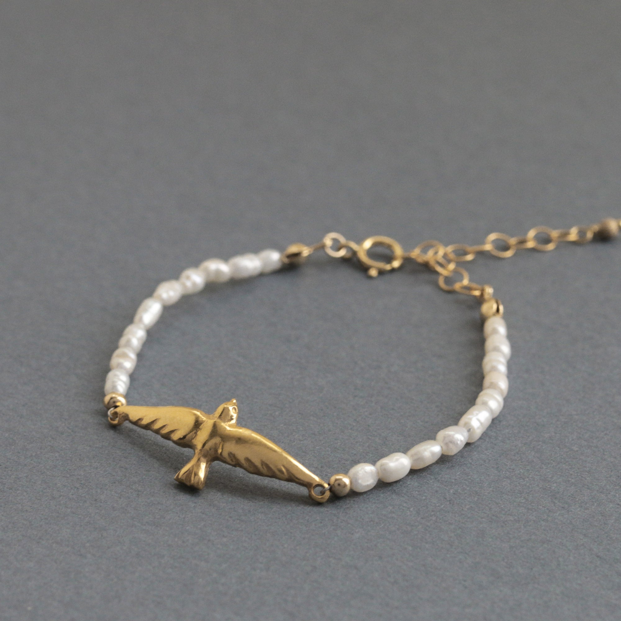 Swallow And Baroque Pearl Bracelet — 14K Gold Plating