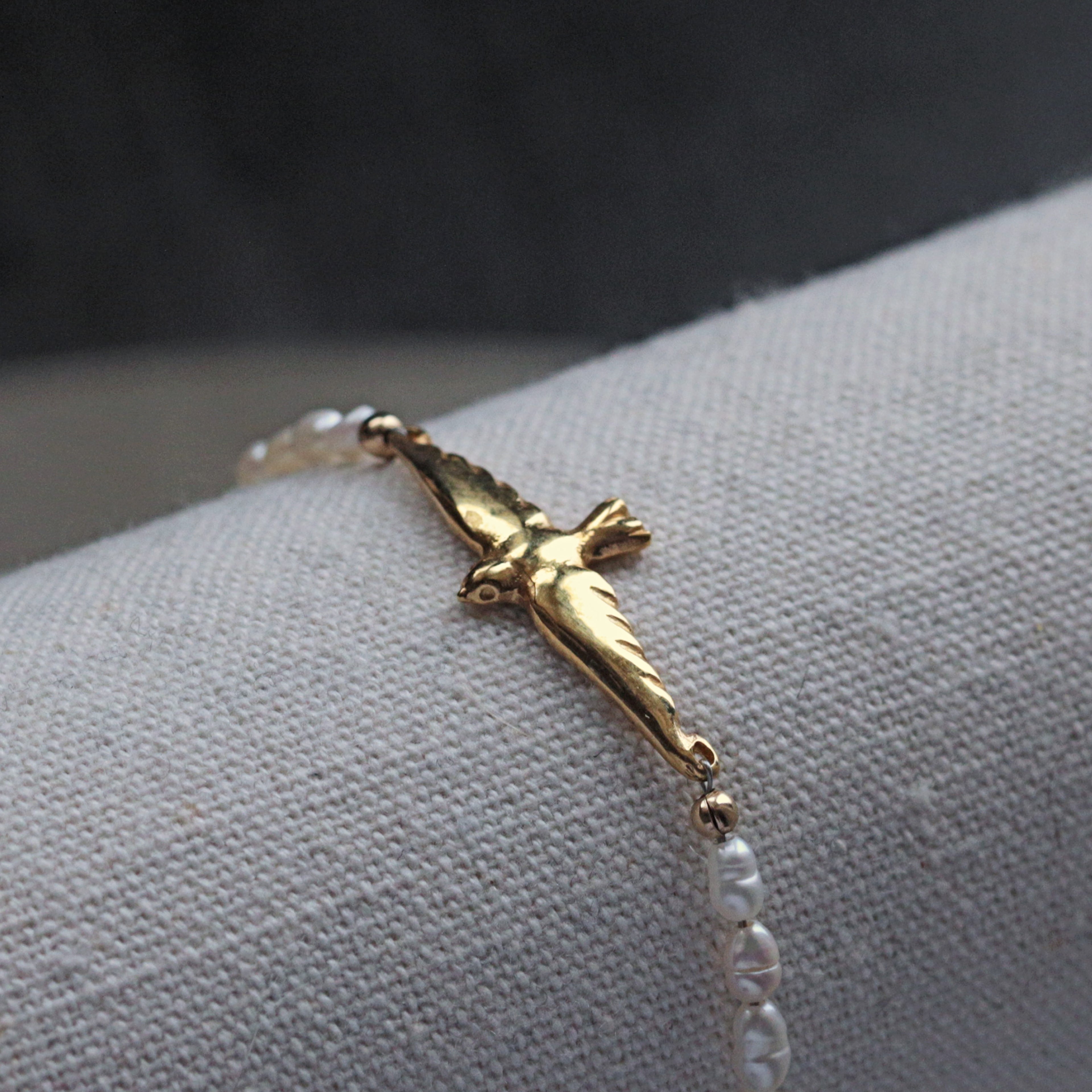 Swallow And Baroque Pearl Bracelet — 14K Gold Plating
